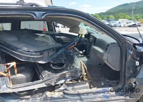 2007 Jeep Grand Cherokee Laredo z USA, uszkodzony, nr VIN 1J8GR48K07C665676